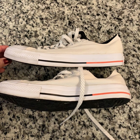 Converse sneakers men’s size 8 women’s size 10 - Picture 4 of 7